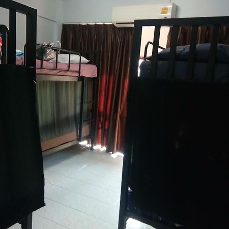 Shady'S Hostel Pattaya Dış mekan fotoğraf